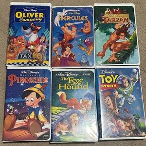 6 Walt Disney VHS tapes